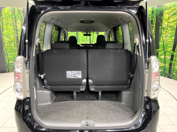 2009 Toyota Voxy DBA-ZRR75W (UW-6a2b799dc916a)[8]