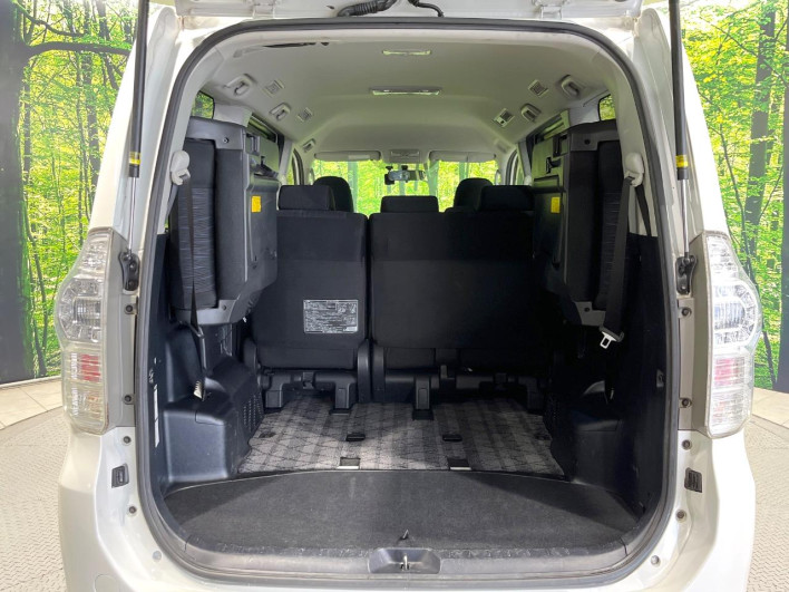 2011 Toyota Voxy DBA-ZRR75W (UW-6a2b799dd0716)[9]