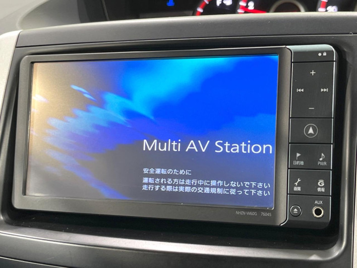 2011 Toyota Voxy DBA-ZRR75W (UW-6a2b799dd0716)[20]