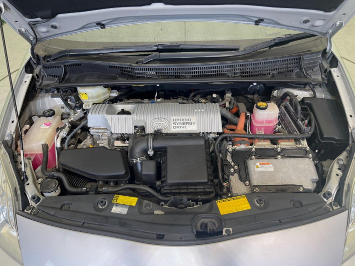 2010 Toyota Prius DAA-ZVW30 (UW-6a2b79af85ac8)[5]