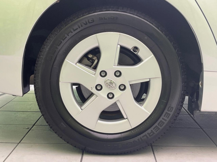 2010 Toyota Prius DAA-ZVW30 (UW-6a2b79af85ac8)[19]