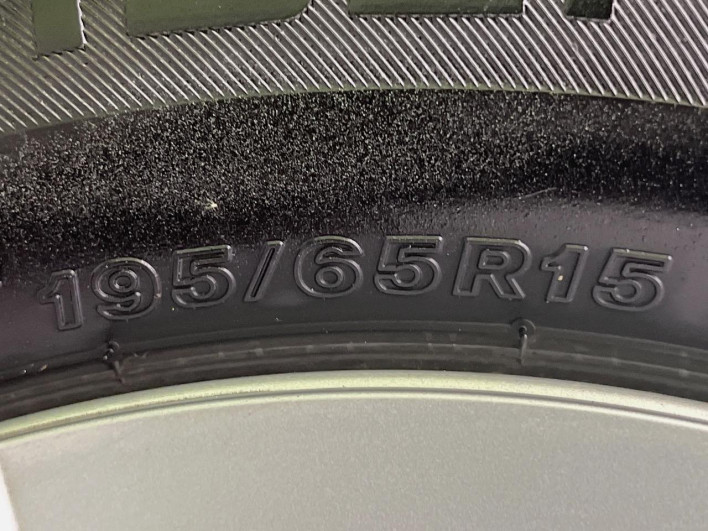 2010 Toyota Prius DAA-ZVW30 (UW-6a2b79af85ac8)[20]