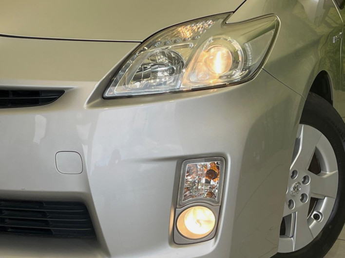 2010 Toyota Prius DAA-ZVW30 (UW-6a2b79af85ac8)[15]