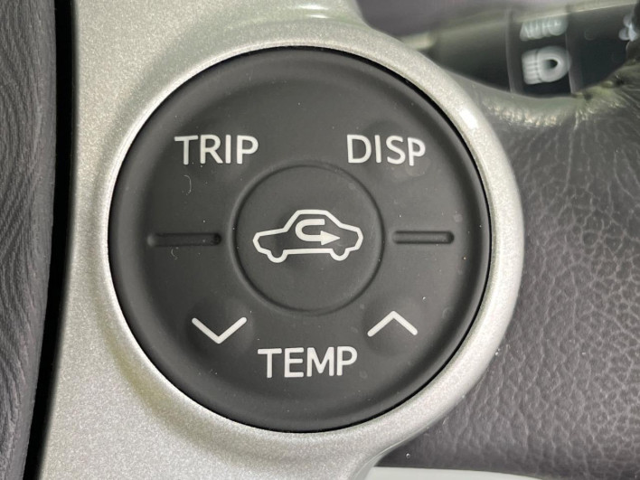 2010 Toyota Prius DAA-ZVW30 (UW-6a2b79b039793)[13]