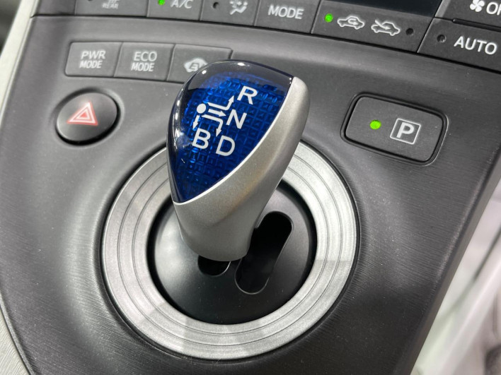 2010 Toyota Prius DAA-ZVW30 (UW-6a2b79b039793)[21]