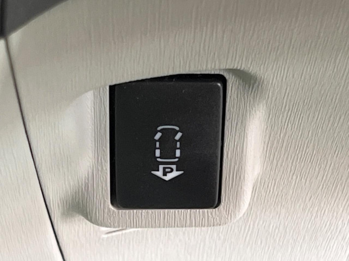 2010 Toyota Prius DAA-ZVW30 (UW-6a2b79b039793)[10]