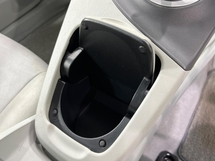 2010 Toyota Prius DAA-ZVW30 (UW-6a2b79b039793)[27]