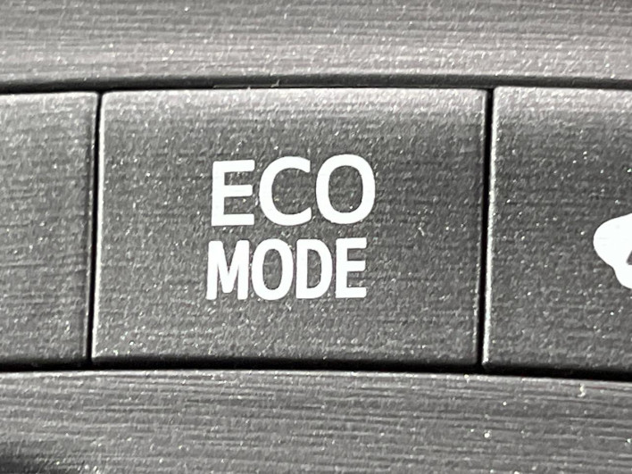 2010 Toyota Prius DAA-ZVW30 (UW-6a2b79b039793)[25]