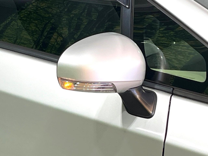 2012 Toyota Prius DAA-ZVW30 (UW-6a2b79b083d57)[13]