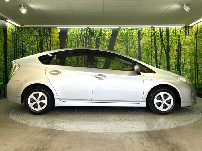 2012 Toyota Prius DAA-ZVW30 (UW-6a2b79b083d57)[8]