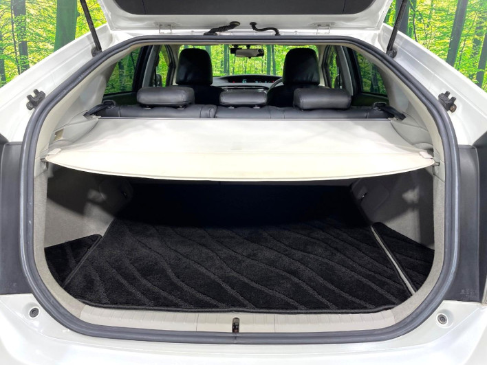 2014 Toyota Prius DAA-ZVW30 (UW-6a2b79b1e741d)[15]