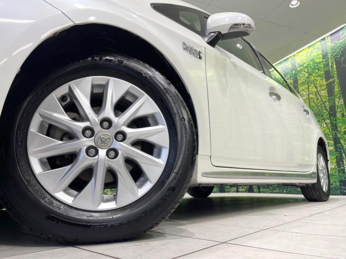 2014 Toyota Prius PHV DLA-ZVW35 (UW-6a2b79b321a29)[4]