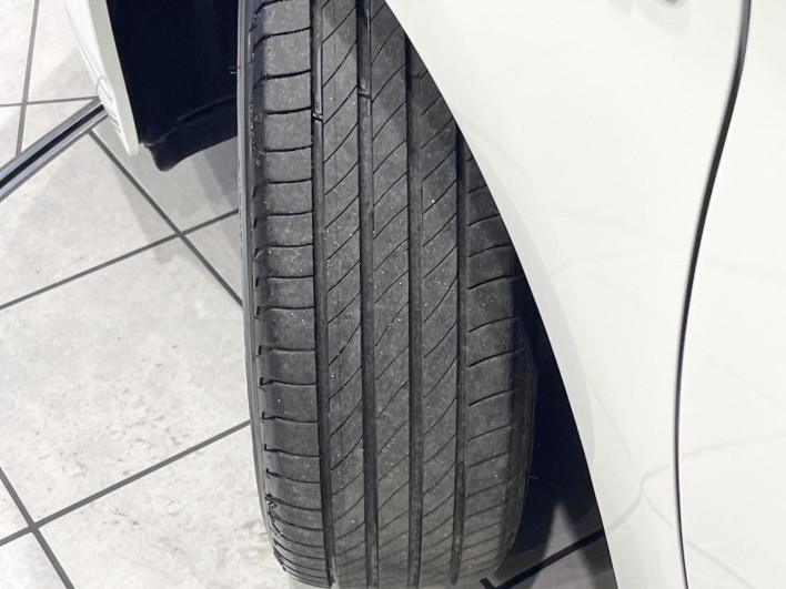 2014 Toyota Prius PHV DLA-ZVW35 (UW-6a2b79b321a29)[6]