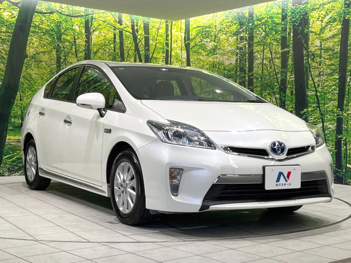 2014 Toyota Prius PHV DLA-ZVW35 (UW-6a2b79b321a29)[17]