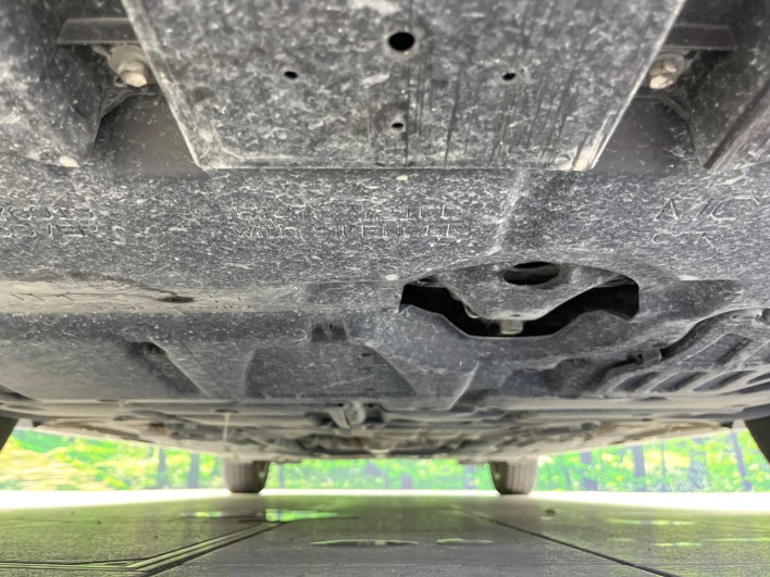 2014 Toyota Prius PHV DLA-ZVW35 (UW-6a2b79b321a29)[10]