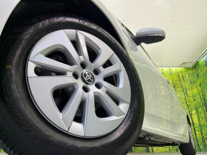 2017 Toyota Prius DAA-ZVW50 (UW-6a2b79b4f0568)[15]
