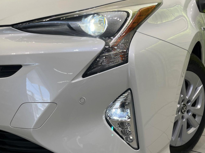 2017 Toyota Prius DAA-ZVW50 (UW-6a2b79b4f0568)[18]