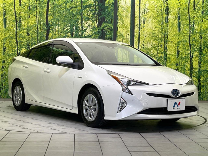 2017 Toyota Prius DAA-ZVW50 (UW-6a2b79b4f0568)[11]