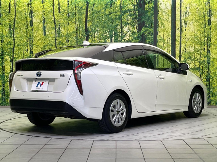 2017 Toyota Prius DAA-ZVW50 (UW-6a2b79b4f0568)[9]
