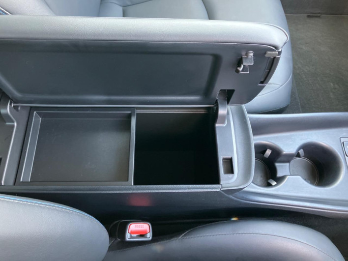 2021 Toyota Prius 6AA-ZVW55 (UW-6a2b79c099477)[23]