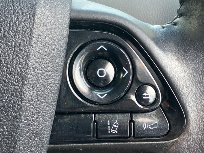 2021 Toyota Prius 6AA-ZVW55 (UW-6a2b79c099477)[13]