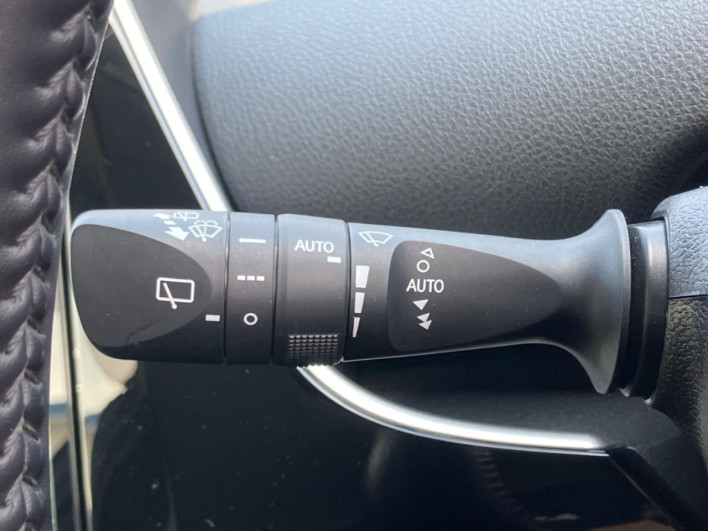 2021 Toyota Prius 6AA-ZVW55 (UW-6a2b79c099477)[17]