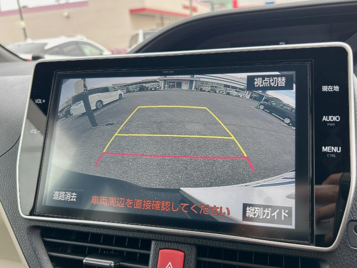 2017 Toyota Noah DAA-ZWR80W (UW-6a2b79c94f6a3)[11]