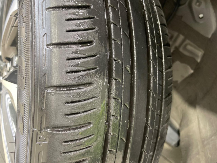 2023 Toyota Voxy 6AA-ZWR90W (UW-6a2b79cf5f325)[4]