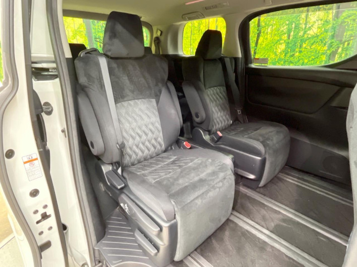 2018 Toyota Alphard DBA-AGH30W (UW-6a2cc93db5f30)[23]