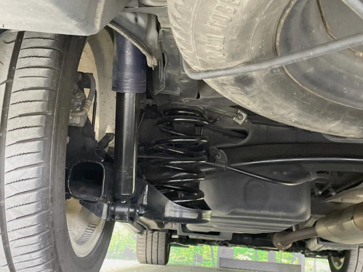 2013 Toyota Vellfire DBA-ANH20W (UW-6a2cc94e28c59)[21]
