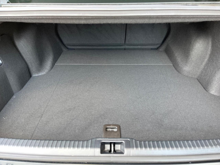 2023 Lexus IS 6AA-AVE30 (UW-6a2cc950ee92a)[10]