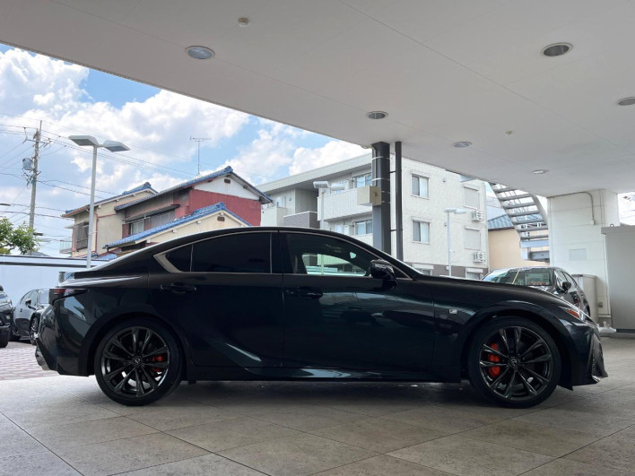 2023 Lexus IS 6AA-AVE30 (UW-6a2cc950ee92a)[25]