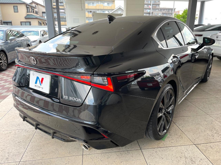 2023 Lexus IS 6AA-AVE30 (UW-6a2cc950ee92a)[24]