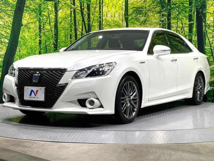 2013 Toyota Crown Hybrid DAA-AWS210 (UW-6a2cc9537212a)[4]