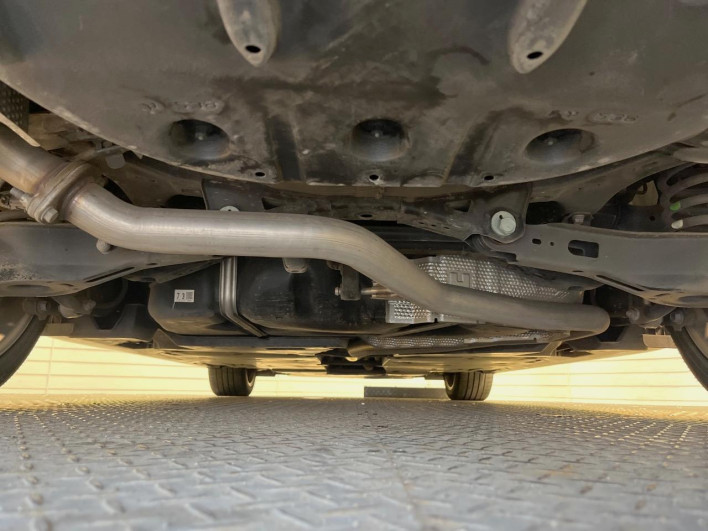 2018 Toyota Camry DAA-AXVH70 (UW-6a2cc9633f0e4)[22]