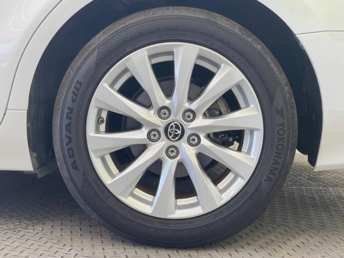 2018 Toyota Camry DAA-AXVH70 (UW-6a2cc96347939)[8]