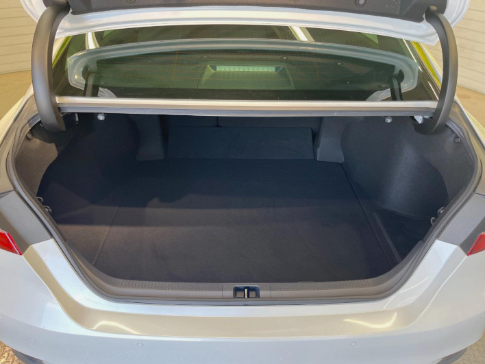 2018 Toyota Camry DAA-AXVH70 (UW-6a2cc96347939)[20]