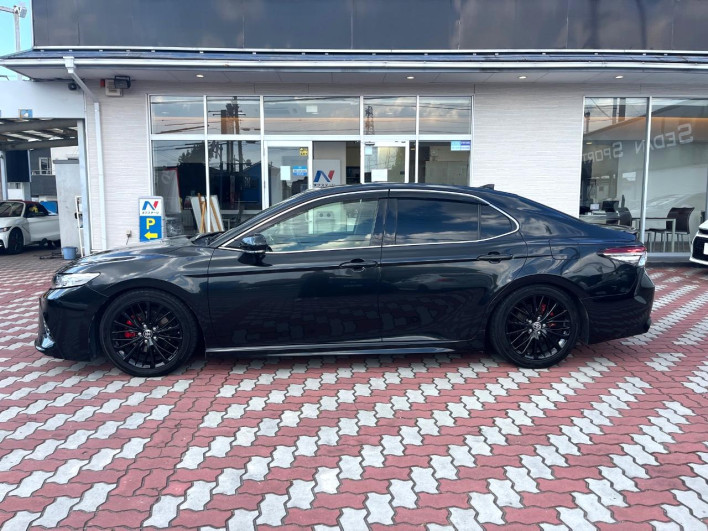 2020 Toyota Camry 6AA-AXVH70 (UW-6a2cc964415f7)[10]