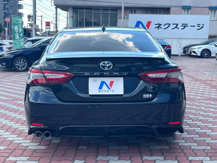 2020 Toyota Camry 6AA-AXVH70 (UW-6a2cc964415f7)[8]