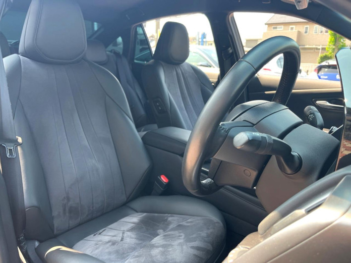 2021 Toyota Crown Hybrid 6AA-AZSH21 (UW-6a2cc969bf550)[28]