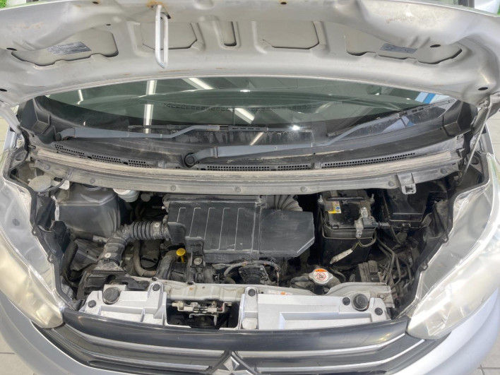 2014 Mitsubishi eK Space DBA-B11A (UW-6a2cc96f10b13)[14]