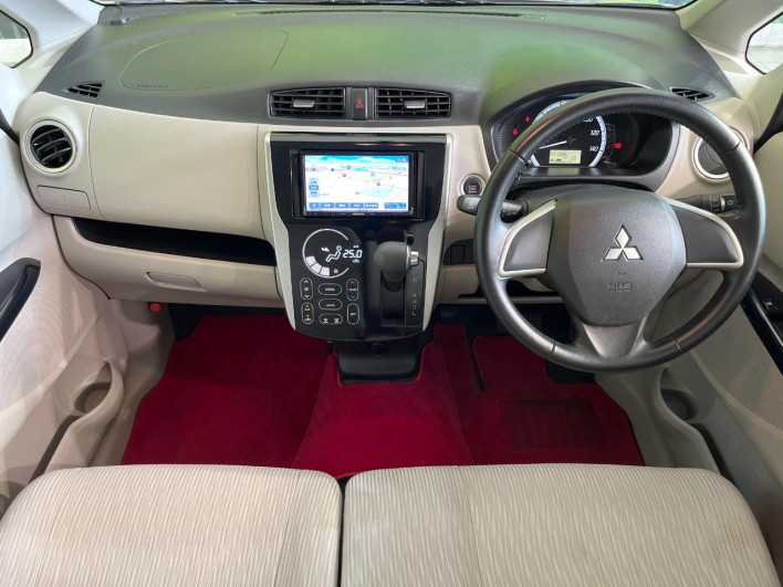 2013 Mitsubishi eK Wagon DBA-B11W (UW-6a2cc97081ab8)[28]