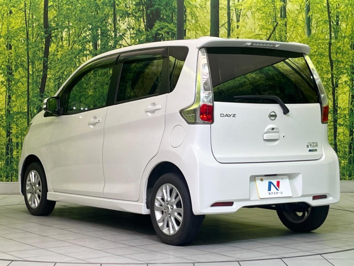 2015 Nissan Days DBA-B21W (UW-6a2cc9769d4db)[10]