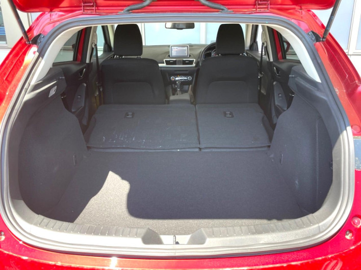 2016 Mazda Axela Sports DBA-BM5FS (UW-6a2cc98a81a00)[22]