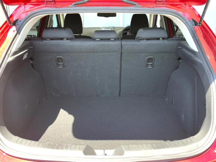 2016 Mazda Axela Sports DBA-BM5FS (UW-6a2cc98a81a00)[20]