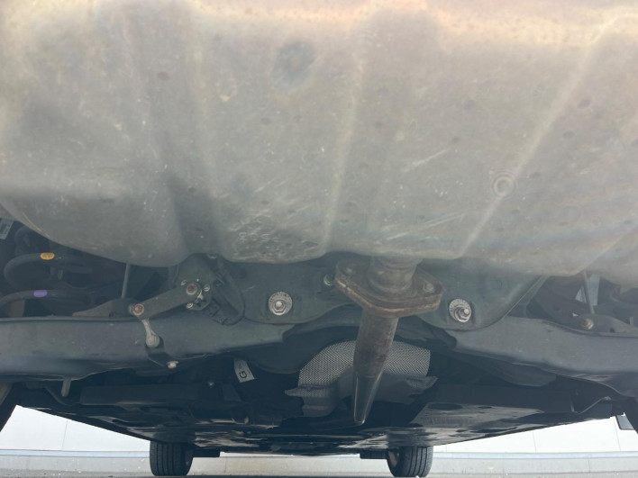 2017 Mazda Axela Sports DBA-BM5FS (UW-6a2cc98a897d0)[9]