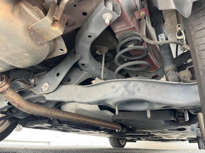 2017 Mazda Axela Sports DBA-BM5FS (UW-6a2cc98a897d0)[11]
