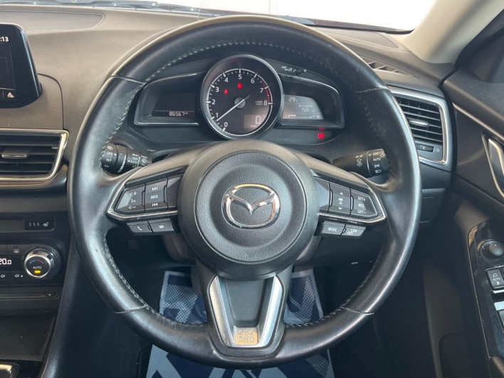 2017 Mazda Axela Sports DBA-BM5FS (UW-6a2cc98a897d0)[20]