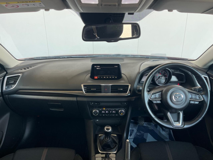 2017 Mazda Axela Sports DBA-BM5FS (UW-6a2cc98a897d0)[19]