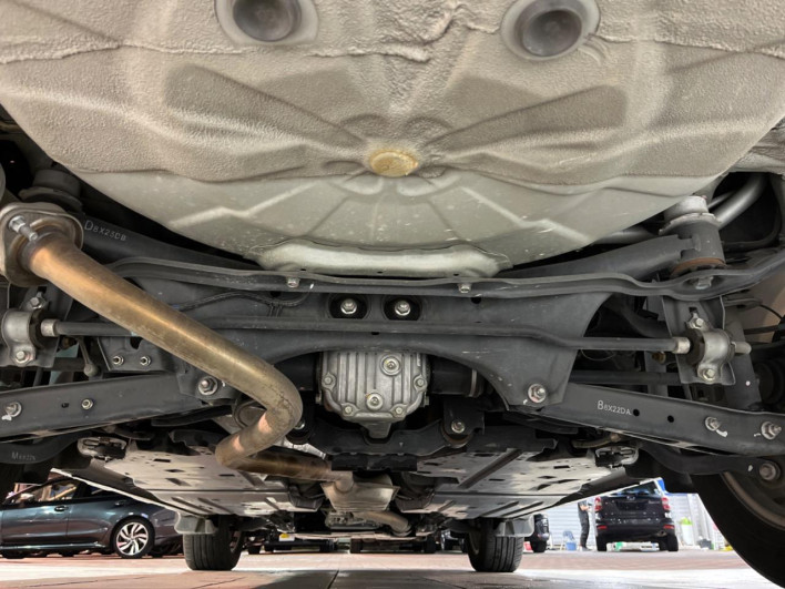 2018 Subaru Legacy Outback DBA-BS9 (UW-6a2cc98ea8b34)[23]